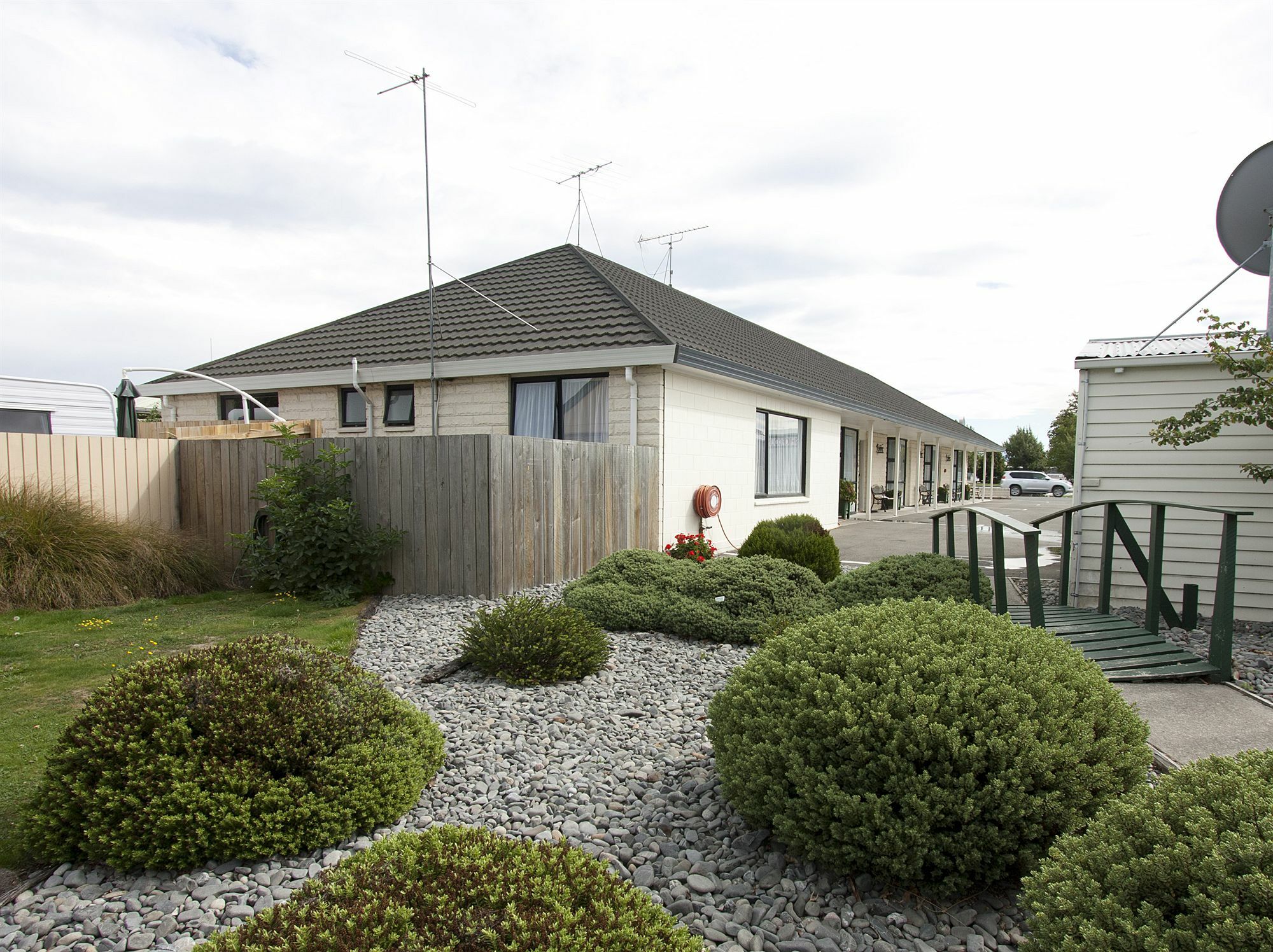 Coronation Park Holiday Park Hotel Ashburton Exterior photo