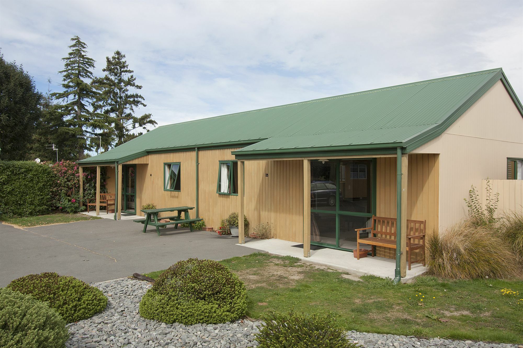 Coronation Park Holiday Park Hotel Ashburton Exterior photo